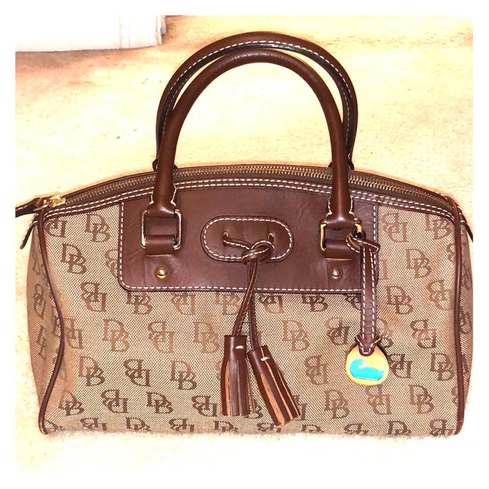 Dooney & Bourke purse